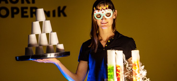 Pokaz naukowe świętowanie