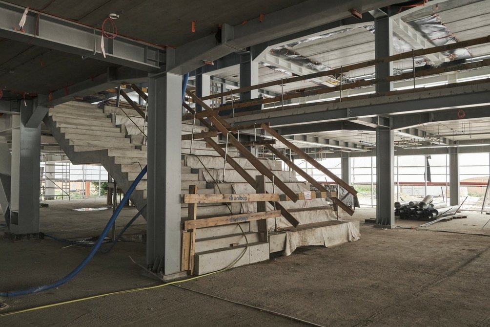 Widok na budowę Pracowni Przewrotu Kopernikańskiego