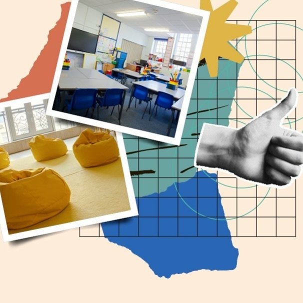 kciuk w górę, w tle klasa szkolna