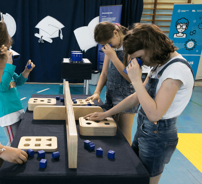 NDC Interaktywna wystawa Naukobus