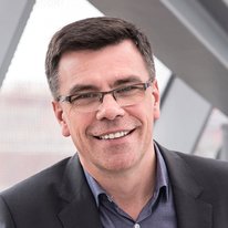 Dyrektor Robert Firmhofer